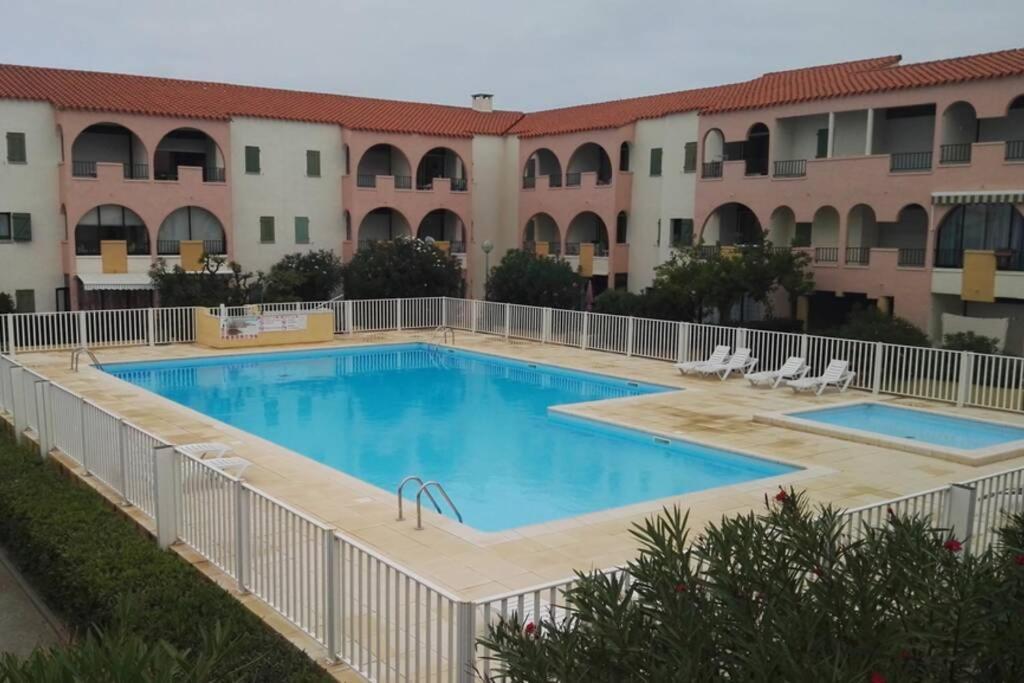 Studio Mezzanine En Residence Avec Piscine Au Village Le Barcares Ngoại thất bức ảnh